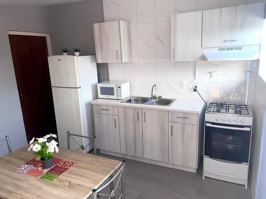 Cozy 1-Bedroom Apartment Close To City Center Willemstad Exteriér fotografie
